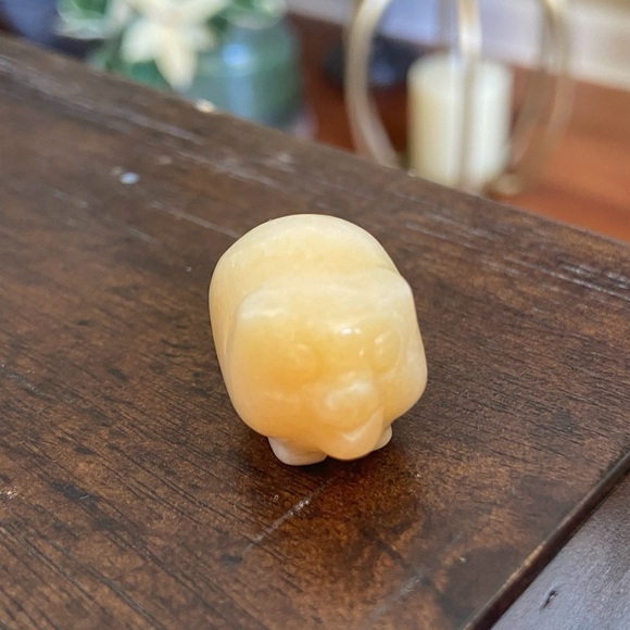 Orange Calcite 1” Carved Pig - Picture 6 of 6